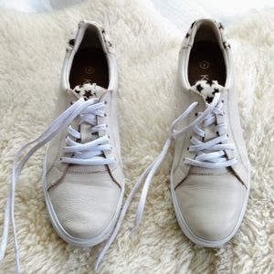 Kaanas Revolve San Rafael Leather Sneakers